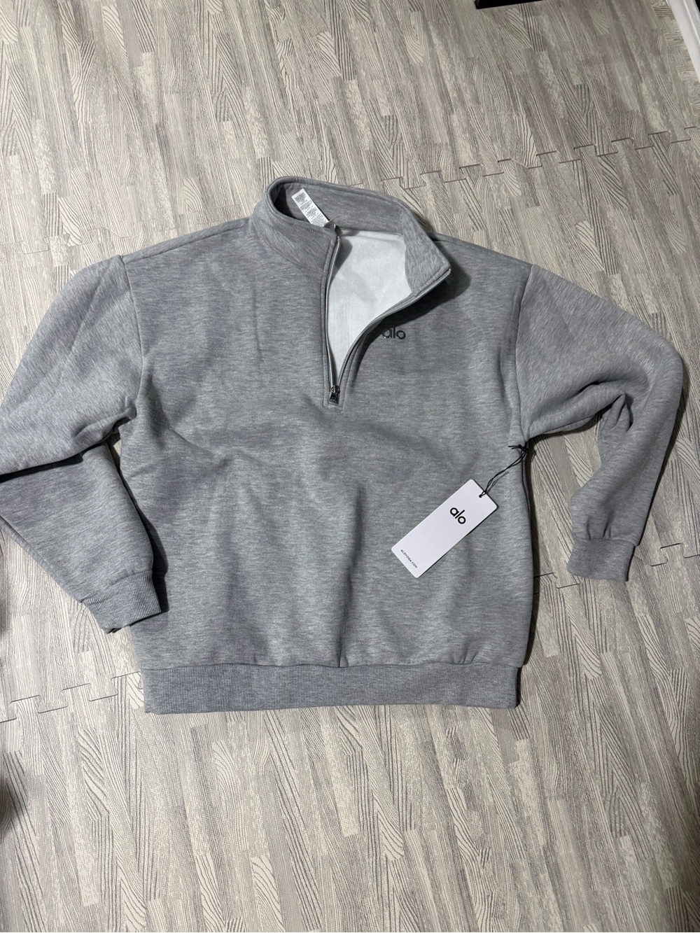 ALO Yoga Accolade Quarter-Zip Sweater